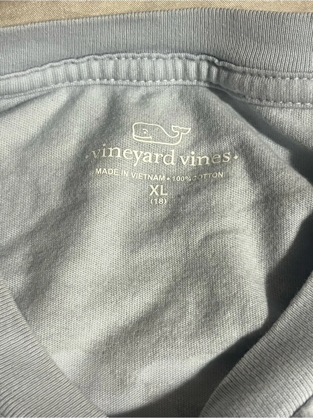 Vineyard Vines Pale Blue Long-Sleeve Pocket Tee with Sleeve Logo Size XL 18